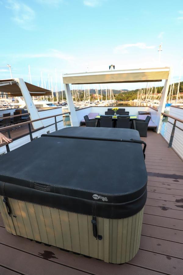 Apartamento Floating Sea House Soncek Portoroz Exterior foto